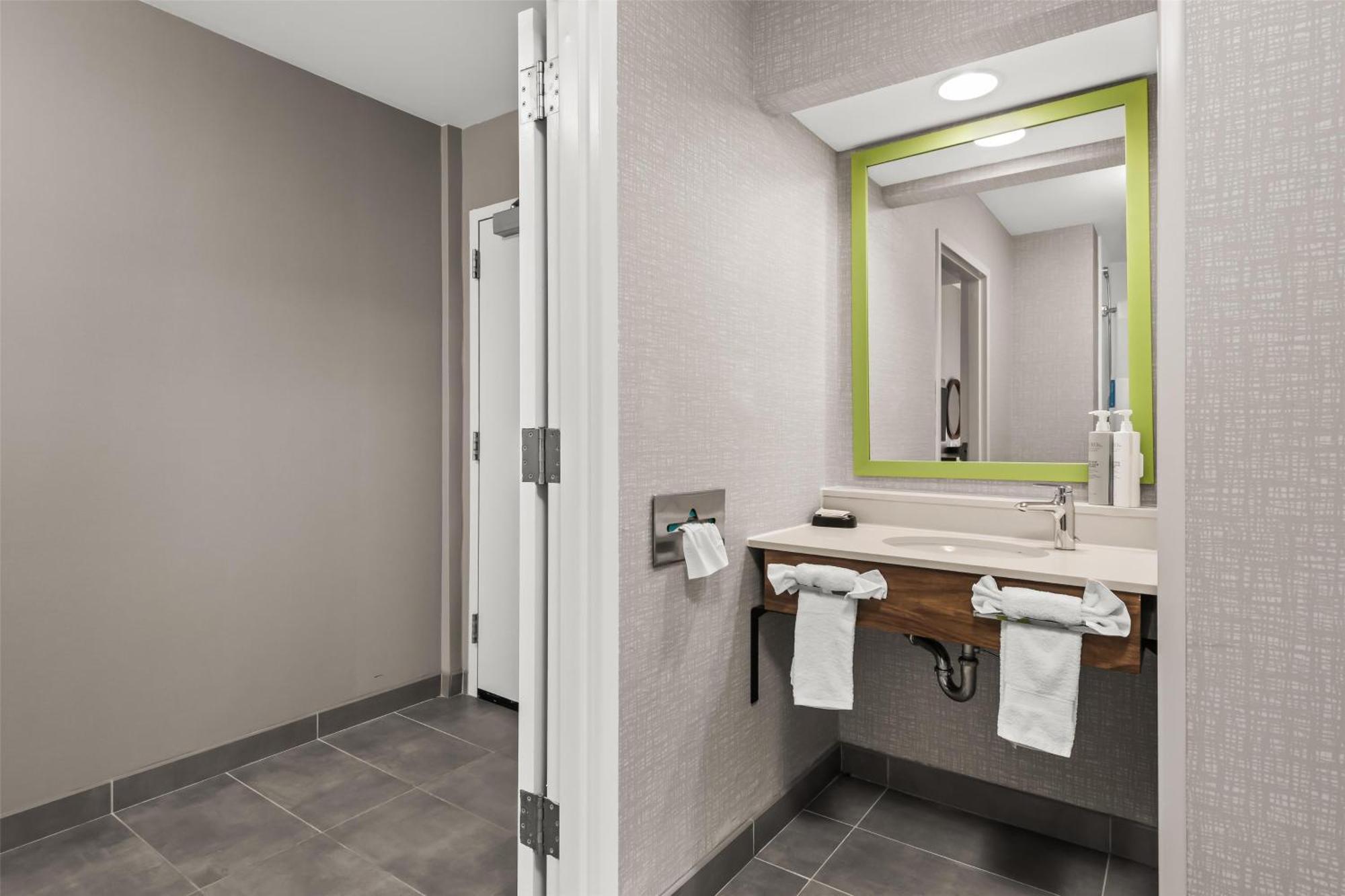 Hampton Inn Elkton Bagian luar foto